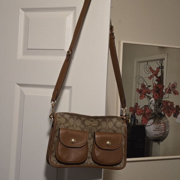 Coach Crossbody Bag - Picture 1 of 8